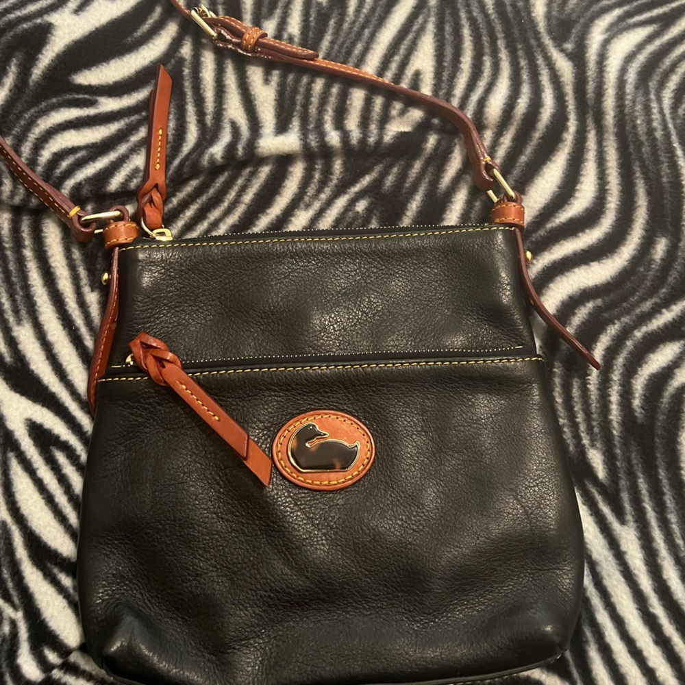 Dooney & Bourke Leather Crossbody- Black